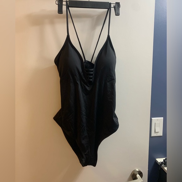 Brand New Back One Piece - Picture 4 of 5